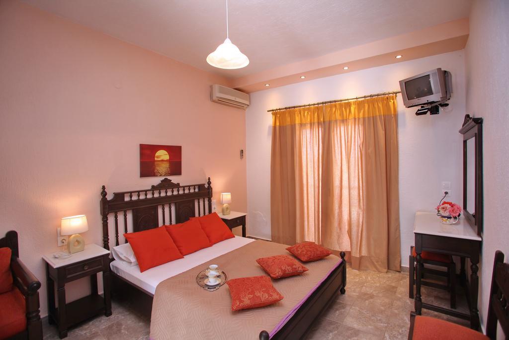 Maria Studios Neo Klima Luaran gambar