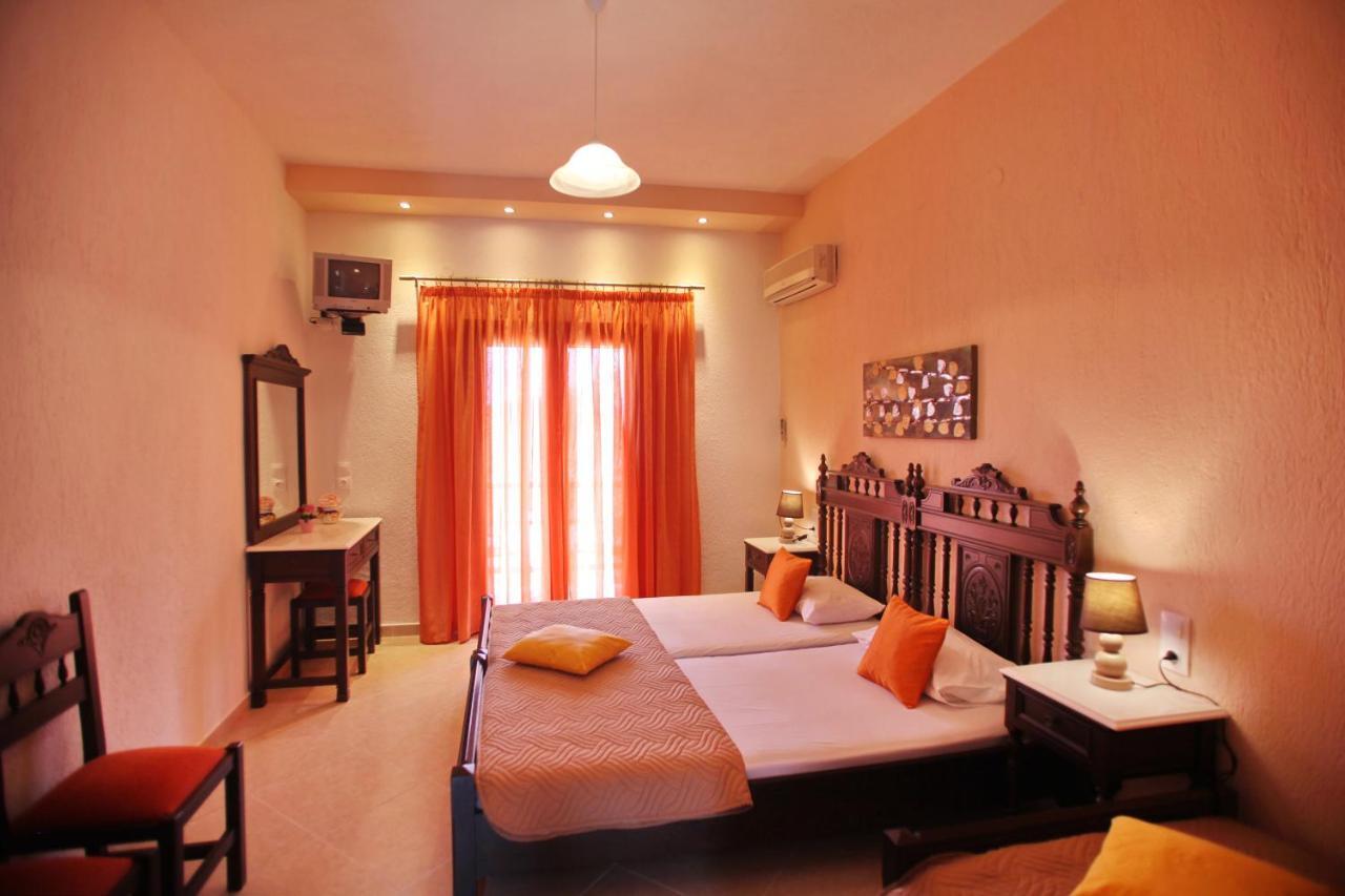 Maria Studios Neo Klima Luaran gambar